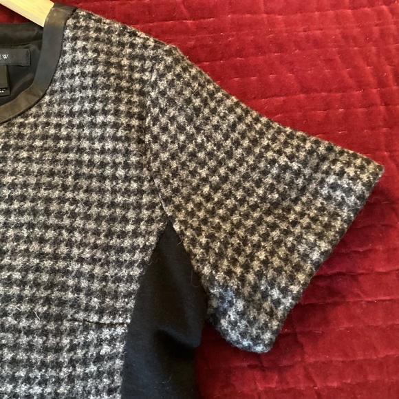 J Crew Wool w/ Leather Trim Dress, Houndstooth, short sleeve, size 8, - Picture 7 of 11